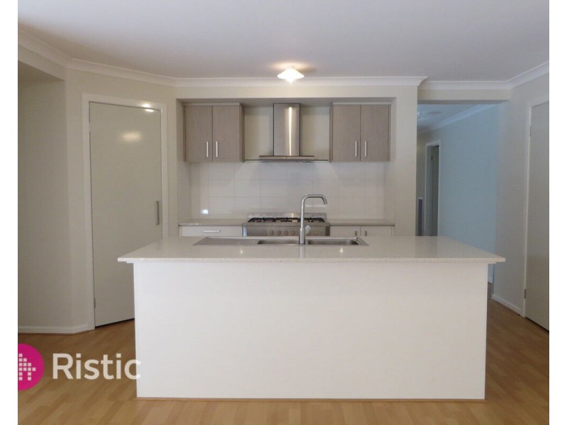 19 Belloza Way, Mernda VIC 3754