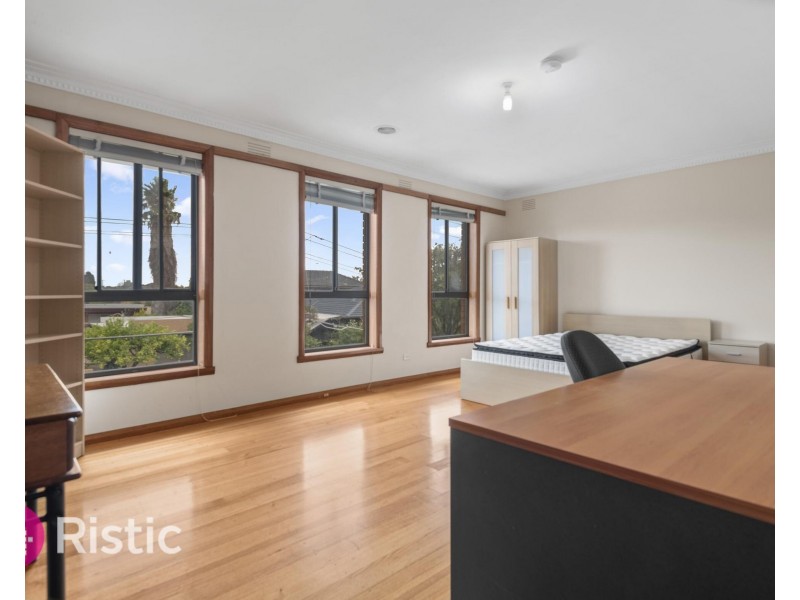 96 Dunne Street, Kingsbury VIC 3083