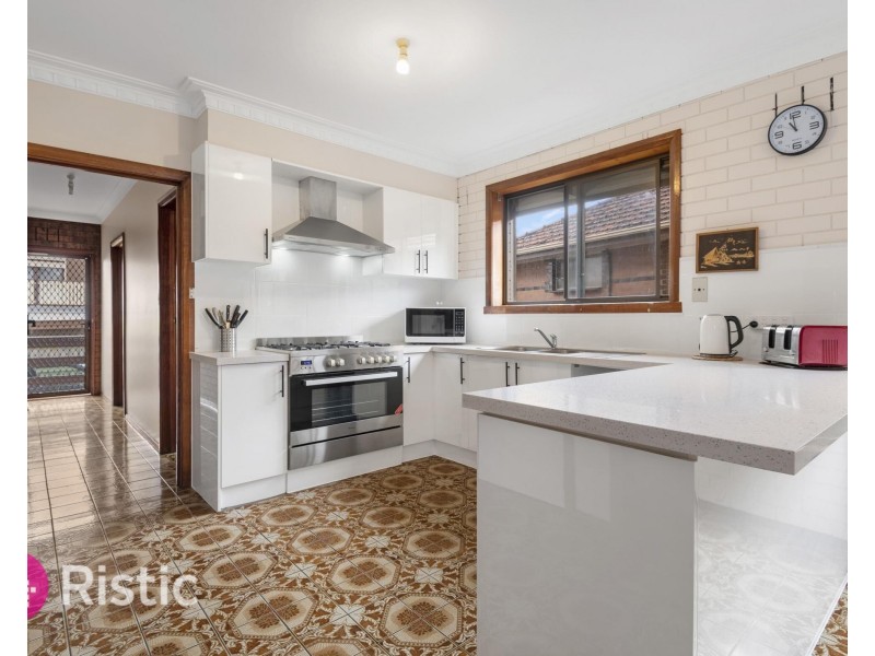 96 Dunne Street, Kingsbury VIC 3083