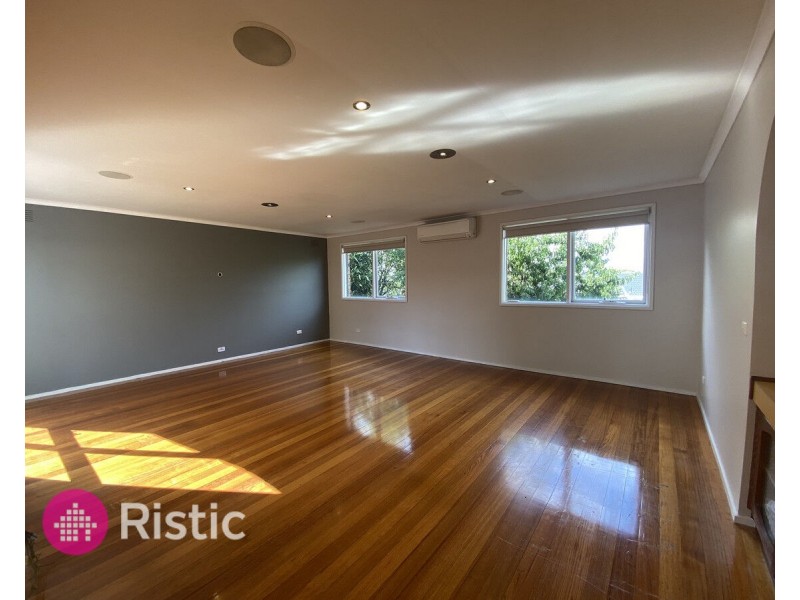 363 Childs Road, Mill Park VIC 3082