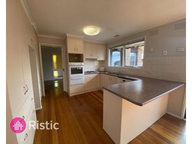 363 Childs Road, Mill Park VIC 3082