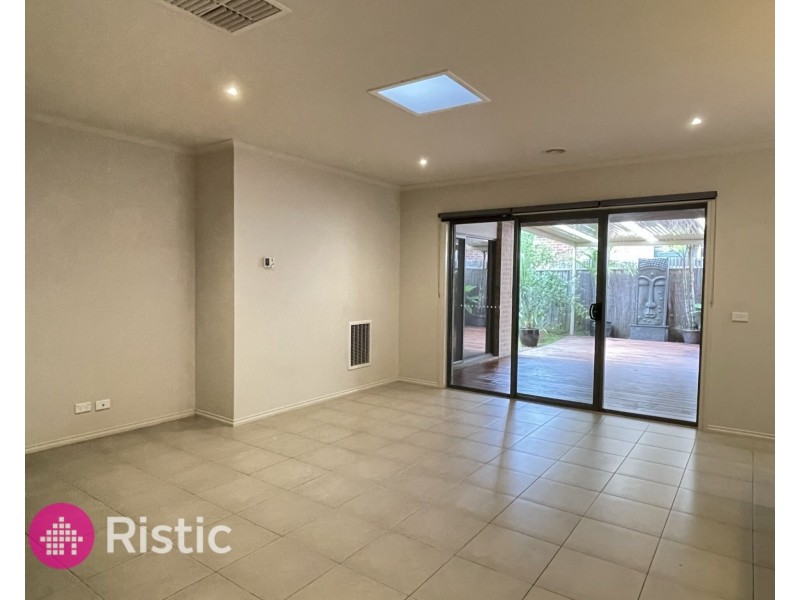 16 Carriageway Pass, Mernda VIC 3754