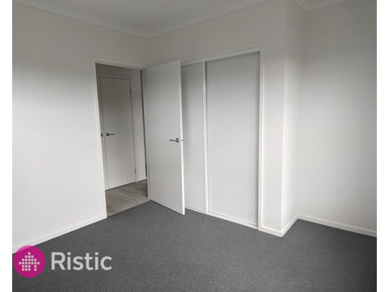 35 Sumar Drive, Craigieburn VIC 3064