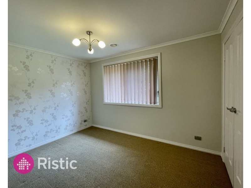 43 Exmouth Road, Craigieburn VIC 3064