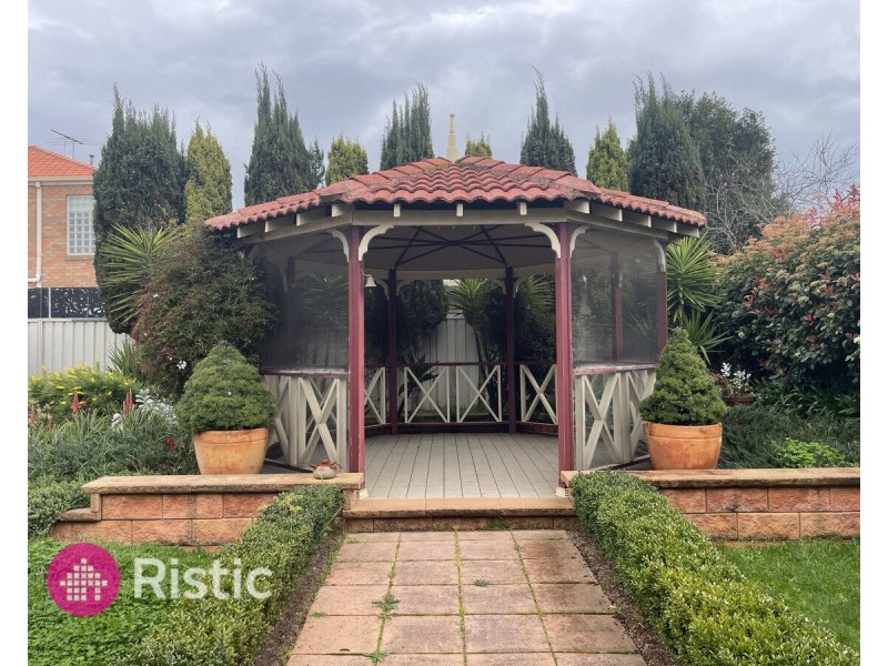 43 Exmouth Road, Craigieburn VIC 3064