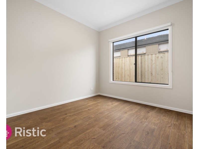 10 Tannery Street, Donnybrook VIC 3064