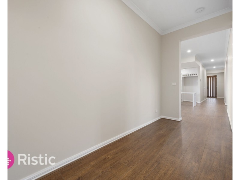 10 Tannery Street, Donnybrook VIC 3064