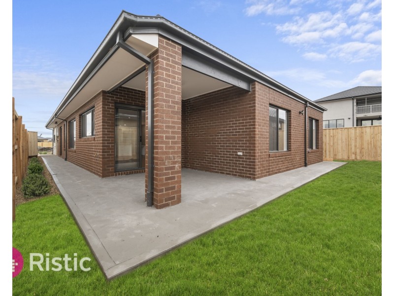 10 Tannery Street, Donnybrook VIC 3064