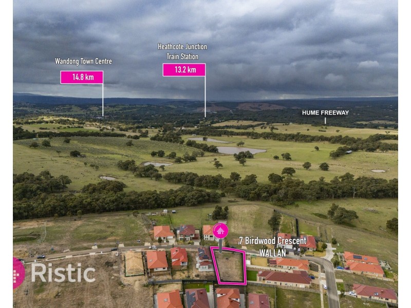 7 Birdwood Crescent, Wallan VIC 3756