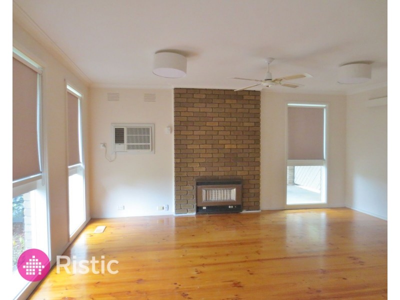 10 Severn Street, Epping VIC 3076