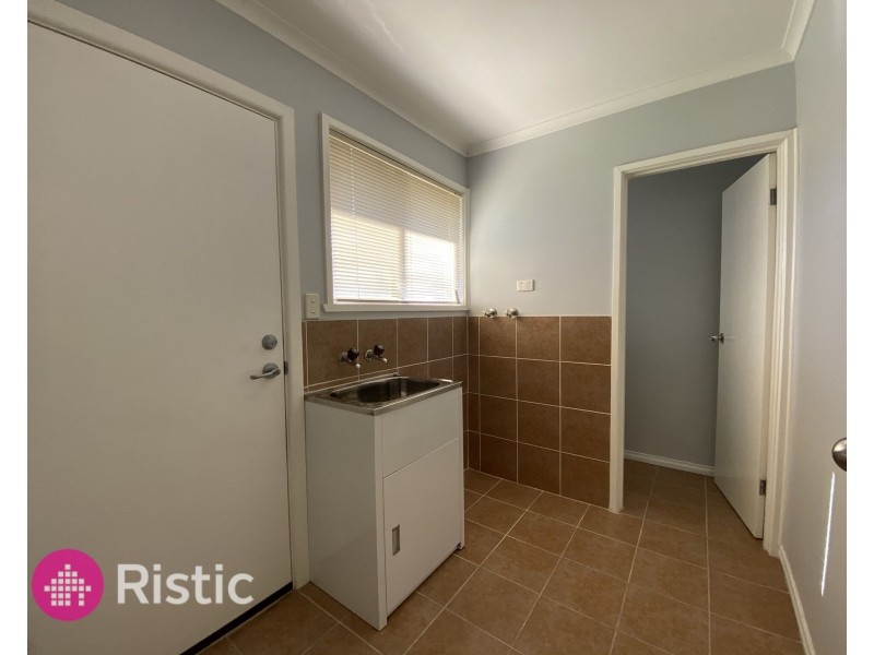 89 Casey Drive, Lalor VIC 3075