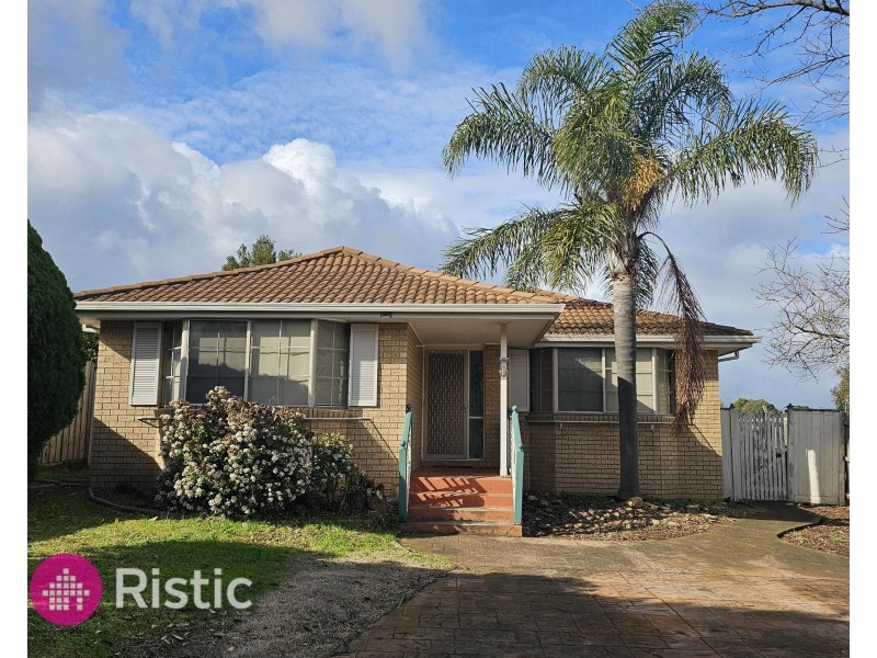 12 Monterey Court, Mill Park VIC 3082