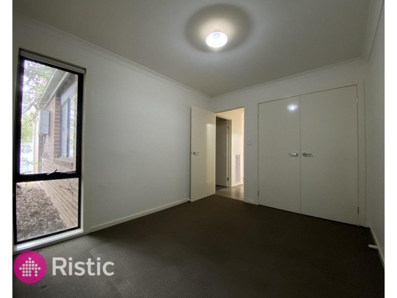 17/4 Mantello Drive, Werribee VIC 3030