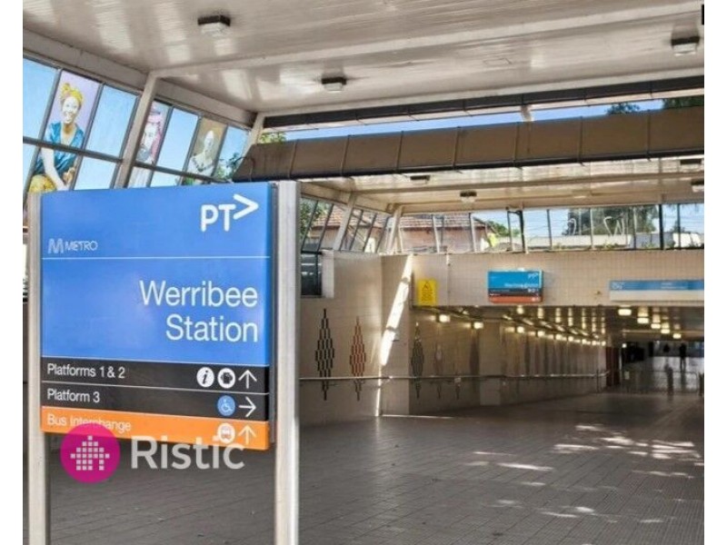 17/4 Mantello Drive, Werribee VIC 3030