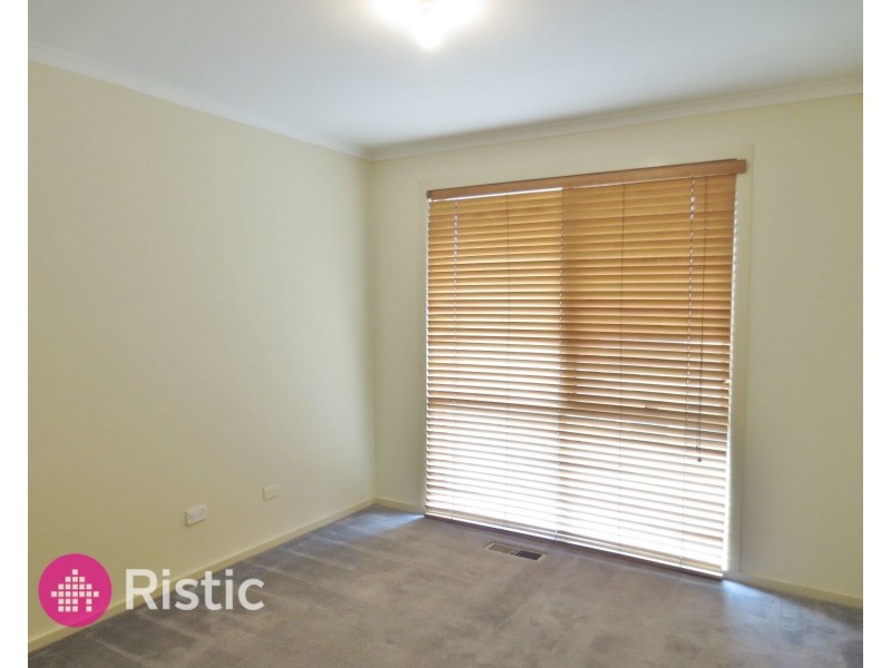 9 Brigden Court, Mill Park VIC 3082