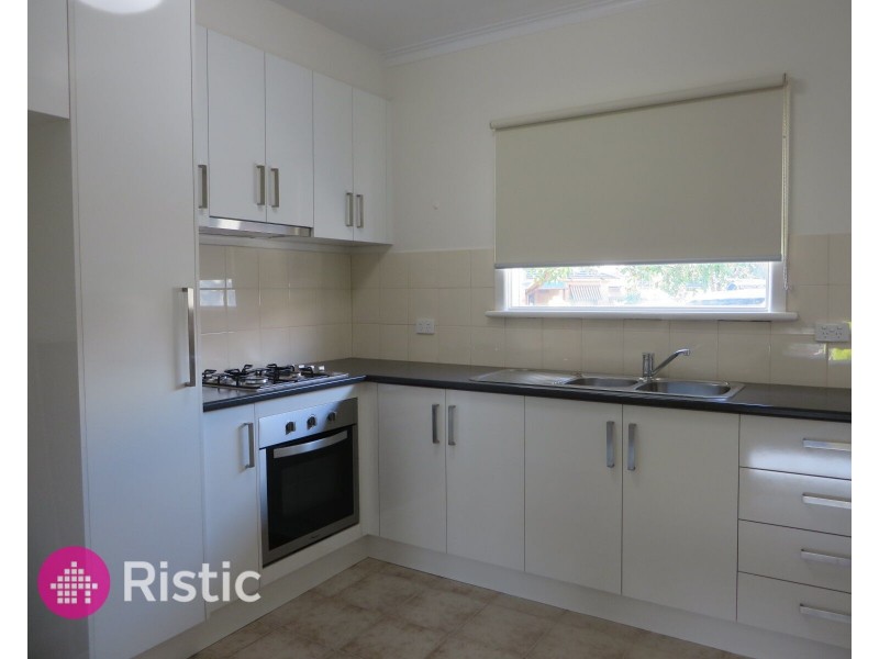 1/26 Cheddar Road, Reservoir VIC 3073