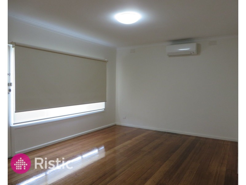 1/26 Cheddar Road, Reservoir VIC 3073