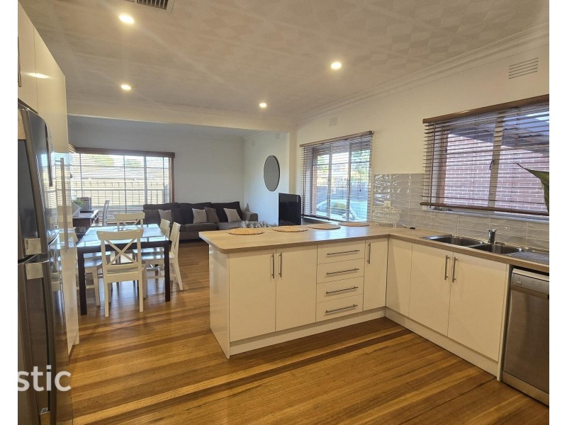 140 The Boulevard, Thomastown VIC 3074