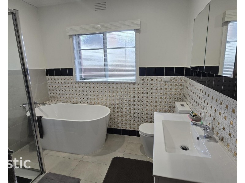 140 The Boulevard, Thomastown VIC 3074