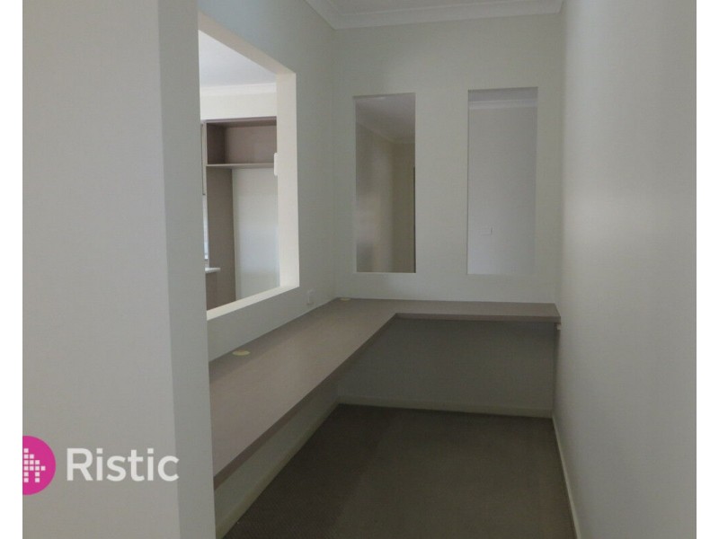 39 Melliodora Drive, Mernda VIC 3754