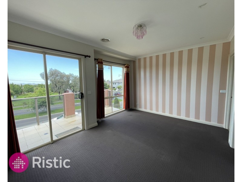 122 Lyndarum Drive, Epping VIC 3076