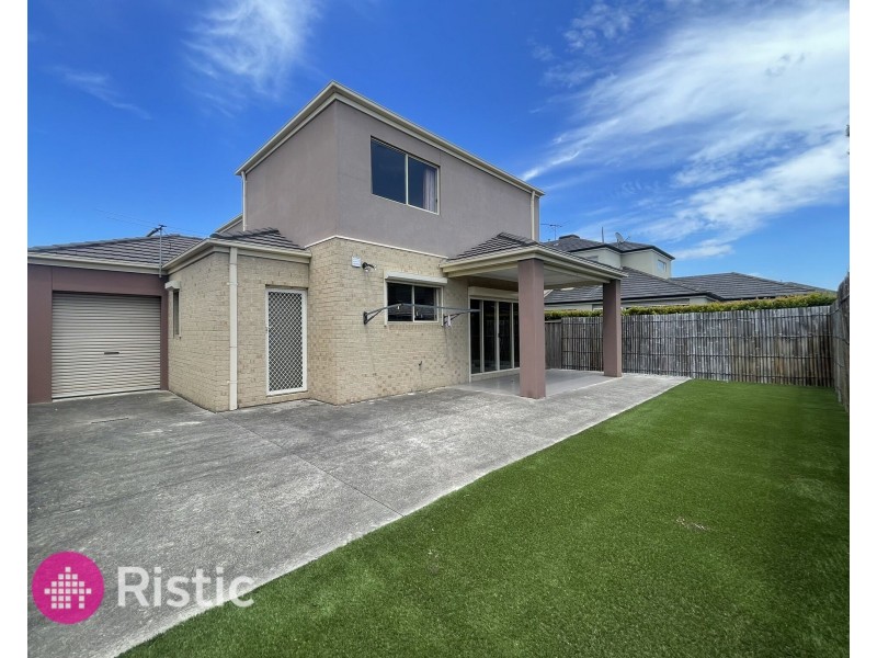 122 Lyndarum Drive, Epping VIC 3076