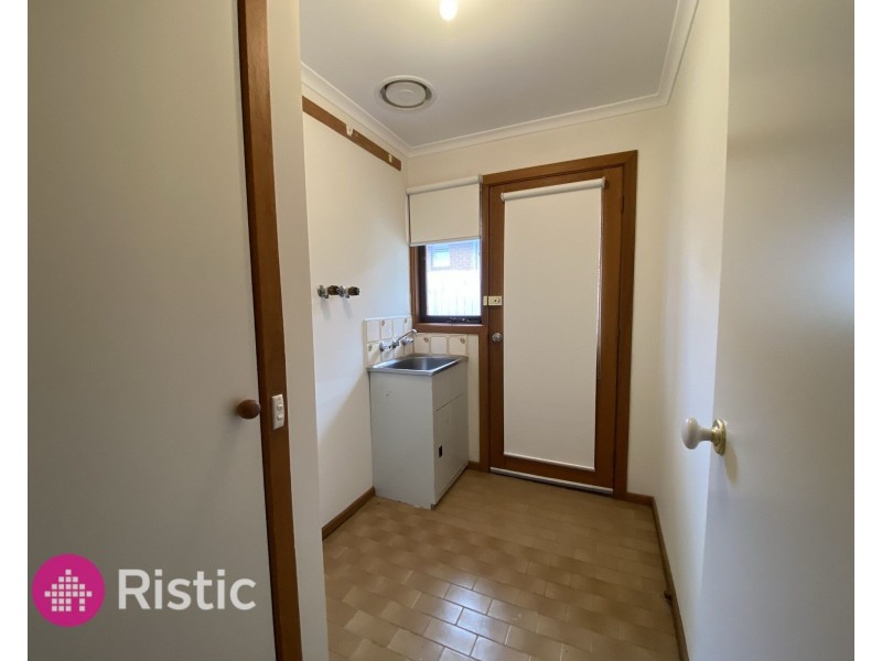 20 Grevillia Drive, Mill Park VIC 3082