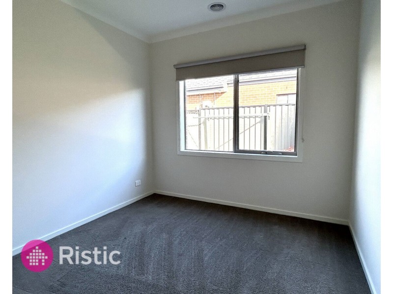 16 Danzig Street, Kalkallo VIC 3064