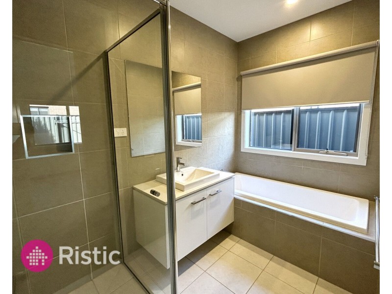 16 Danzig Street, Kalkallo VIC 3064