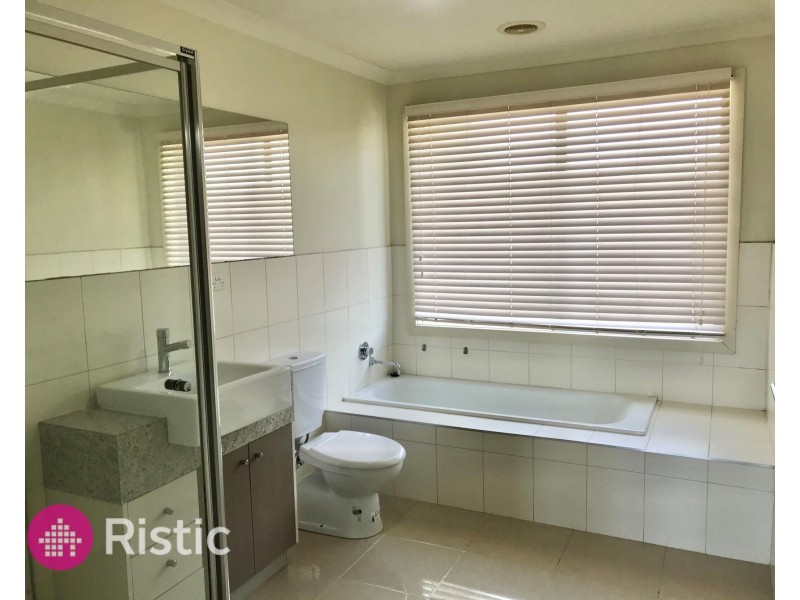 6/5 Cobb Street, South Morang VIC 3752