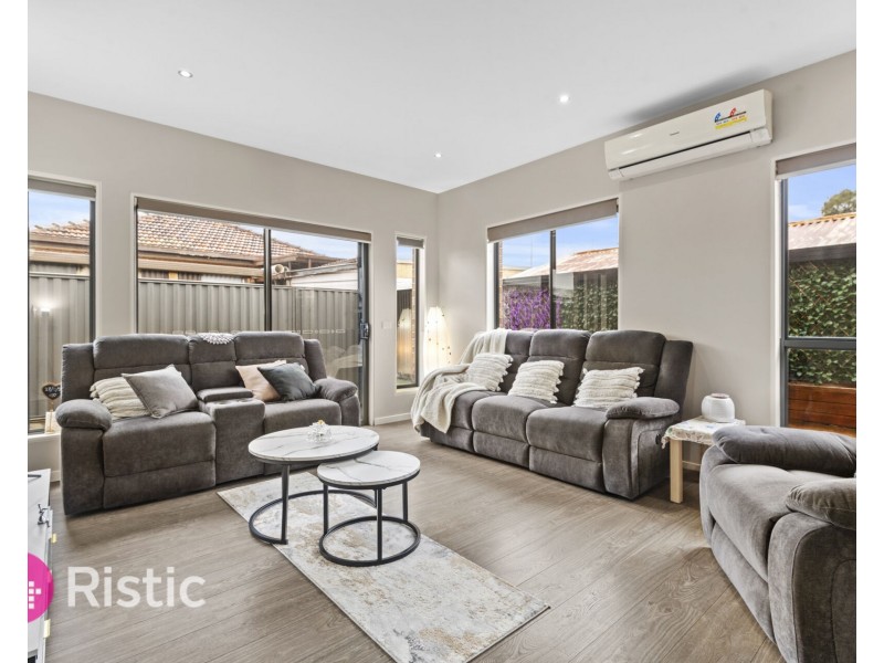 2/21 Ethel Avenue, Lalor VIC 3075