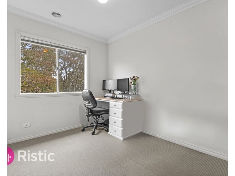 35/5 Delacombe Drive, Mill Park VIC 3082