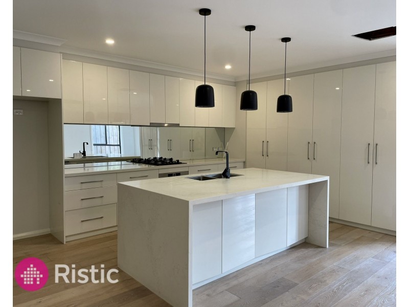 3/3 Lanai Avenue,, Wollert VIC 3750