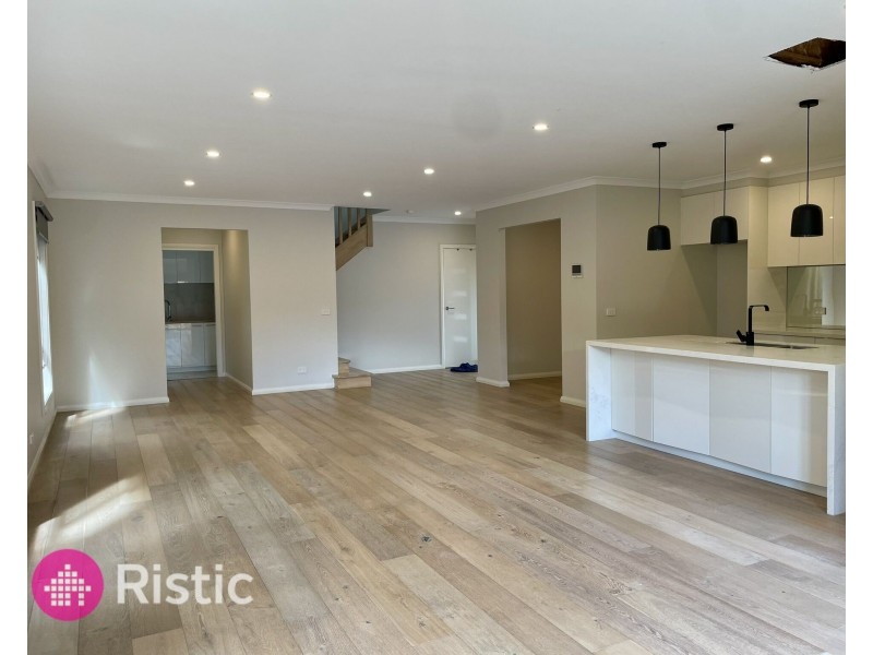 3/3 Lanai Avenue,, Wollert VIC 3750