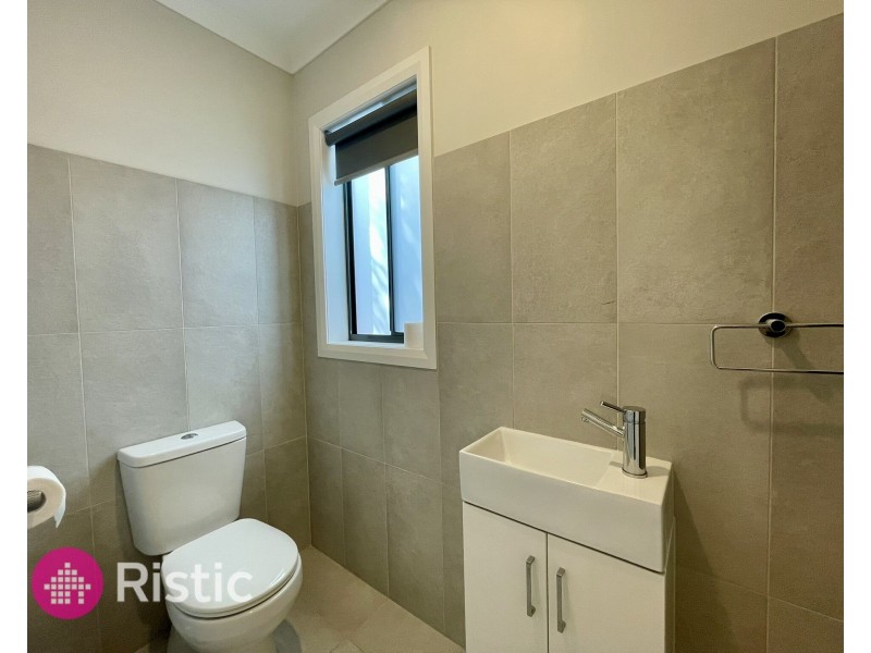 3/3 Lanai Avenue,, Wollert VIC 3750