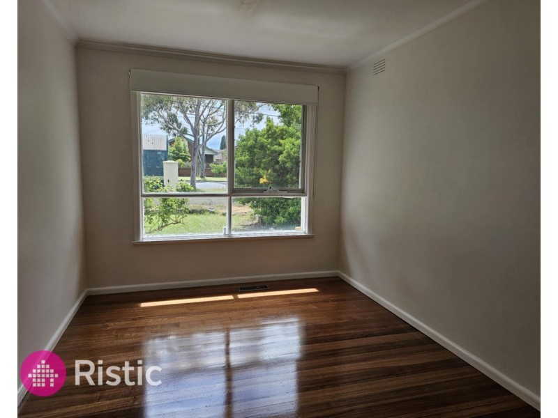 19 Memorial Avenue, Epping VIC 3076