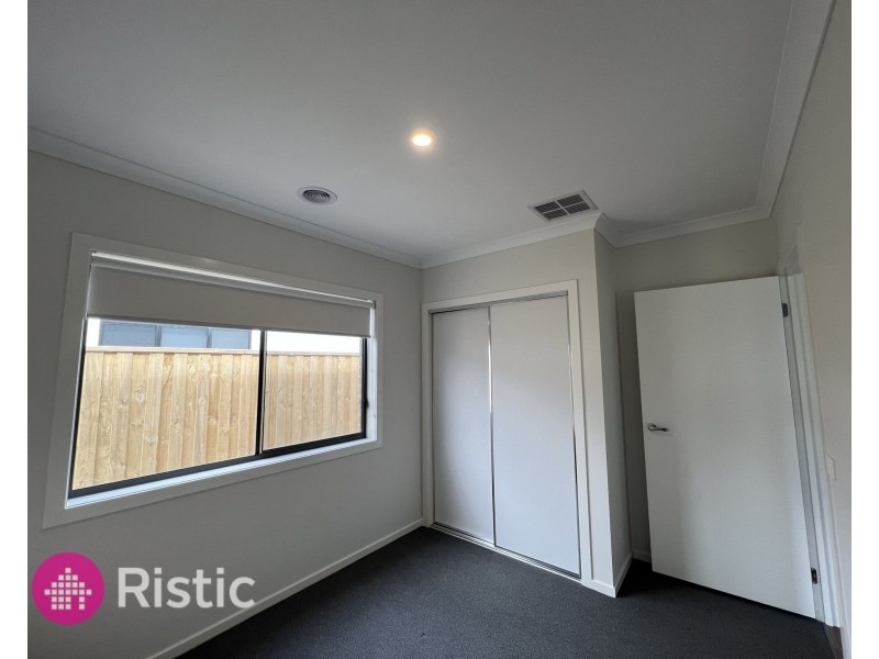 39 Nectar Street, Mickleham VIC 3064