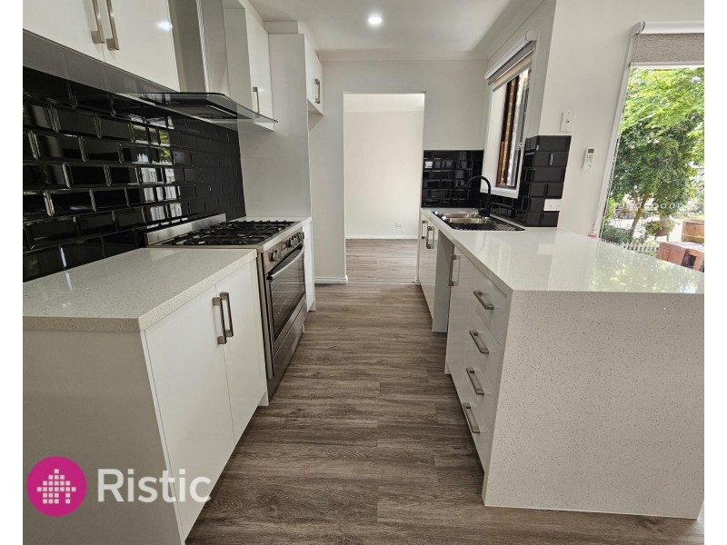 7 Monterey Court, Mill Park VIC 3082