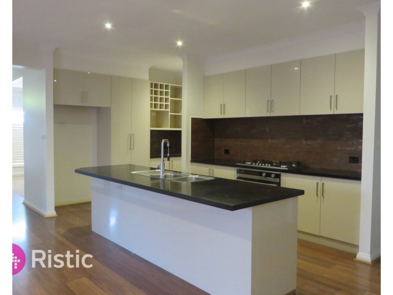 23 Torbreck Avenue, South Morang VIC 3752