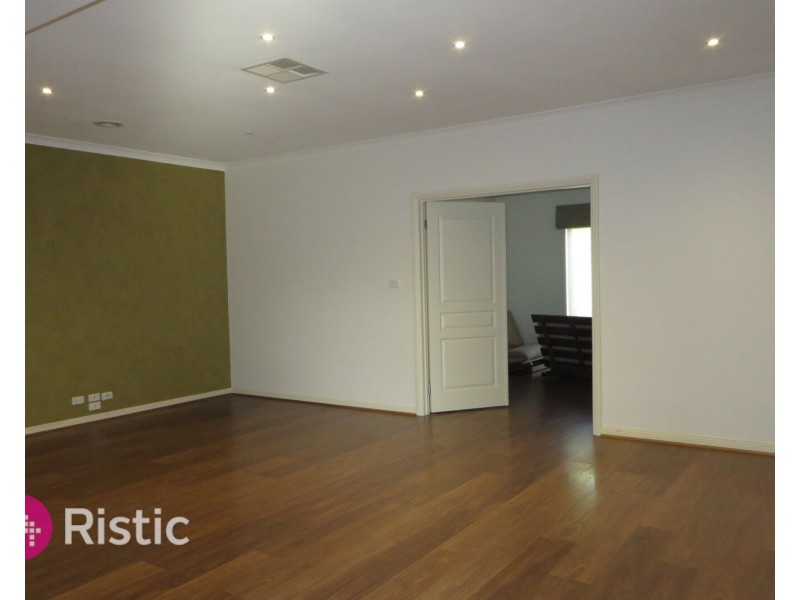 23 Torbreck Avenue, South Morang VIC 3752