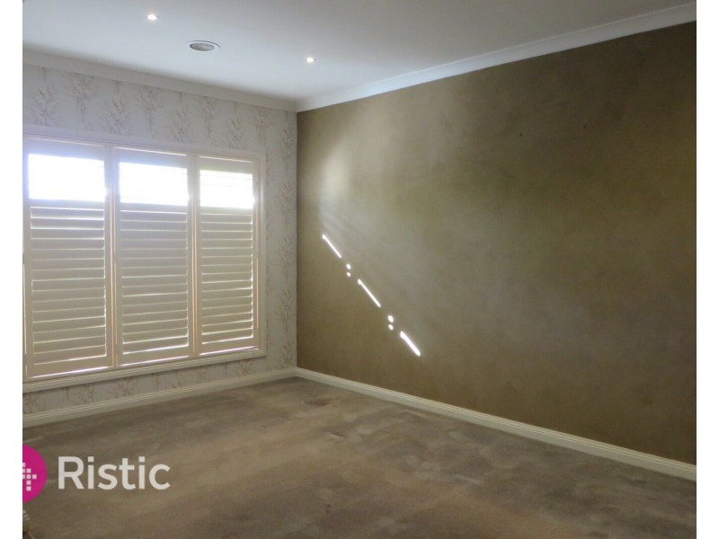 23 Torbreck Avenue, South Morang VIC 3752