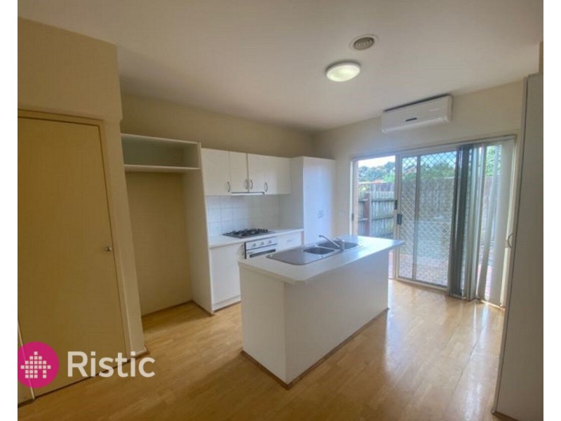 8/83 Rufus Street, Epping VIC 3076