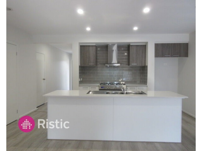 62 Springbank Road, Wollert VIC 3750