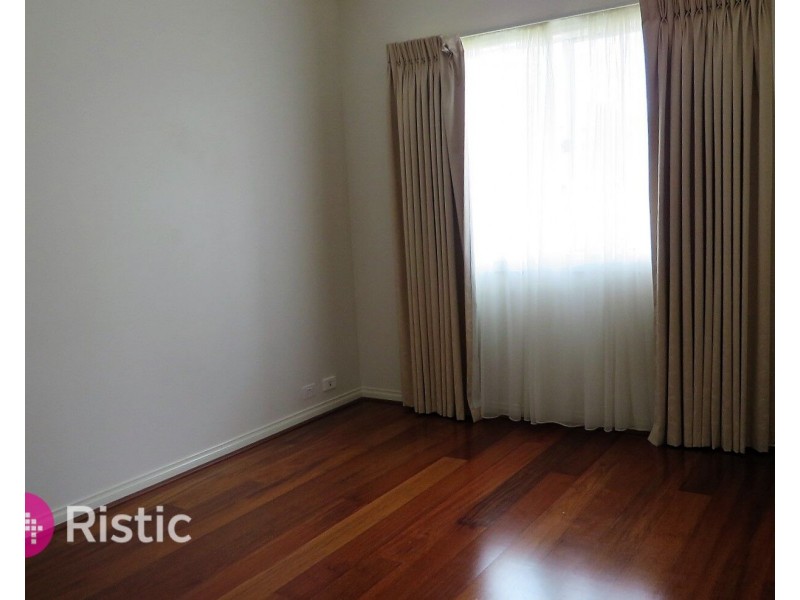 10 Prilep Heights, Lalor VIC 3075