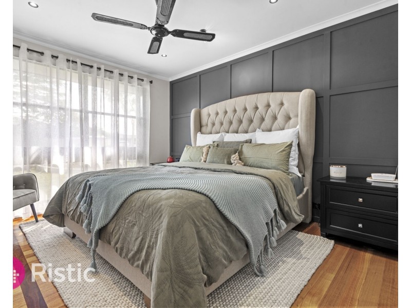 10 Winterton Close, Epping VIC 3076