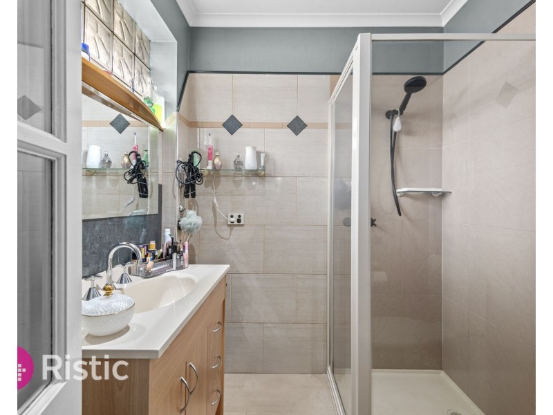 10 Winterton Close, Epping VIC 3076