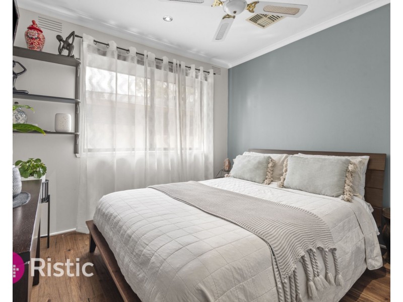 10 Winterton Close, Epping VIC 3076