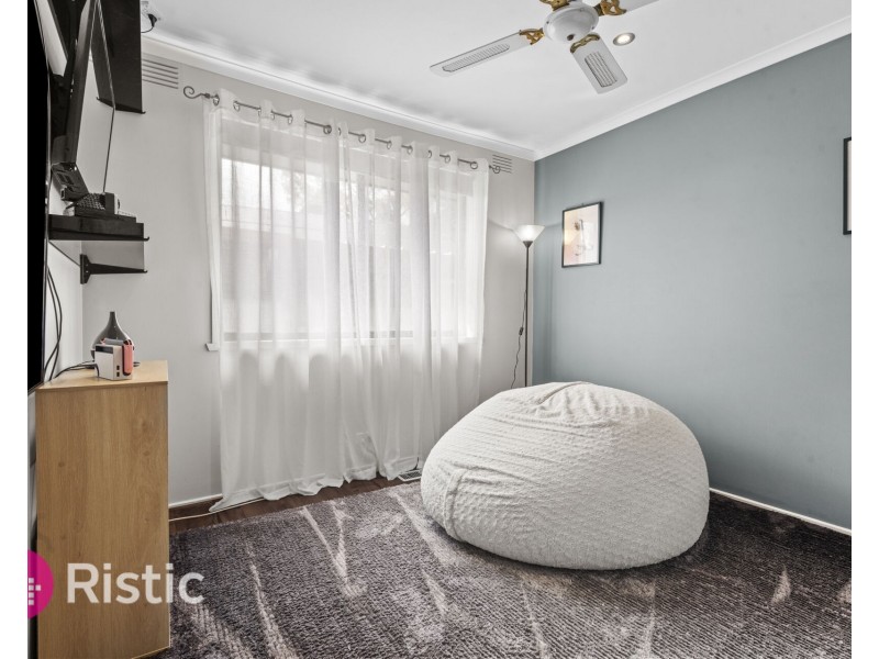 10 Winterton Close, Epping VIC 3076