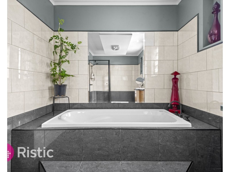 10 Winterton Close, Epping VIC 3076