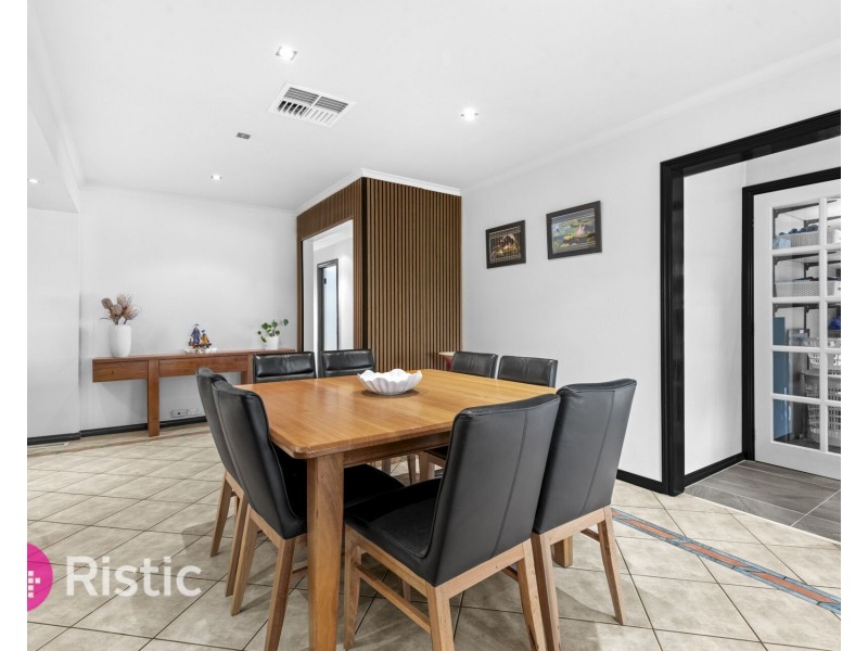 10 Winterton Close, Epping VIC 3076